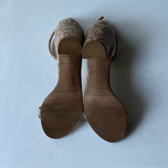 Reaction Kenneth Cole Lolita Sandals Heels Snakeskin Ankle Strap Women's 9 - Picture 9 of 10